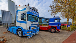 20251019-Tom-Holding-00543